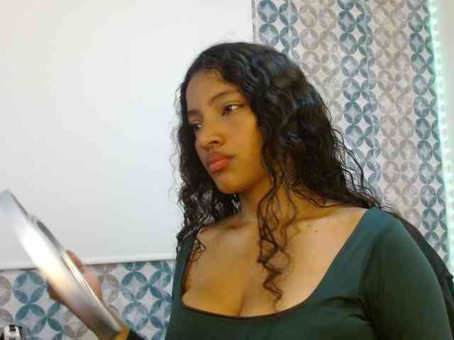 isabellacarson webcam