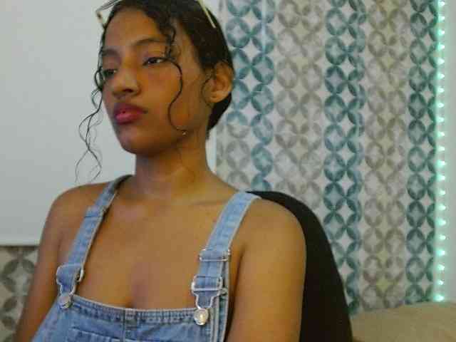 isabellacarson webcam