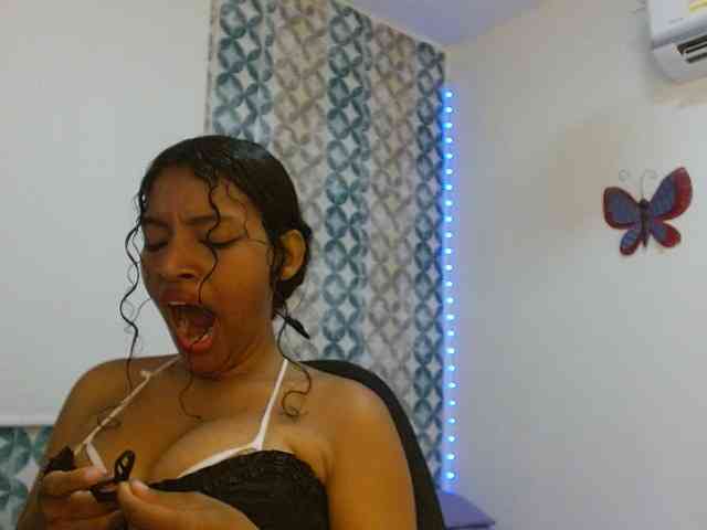 isabellacarson webcam