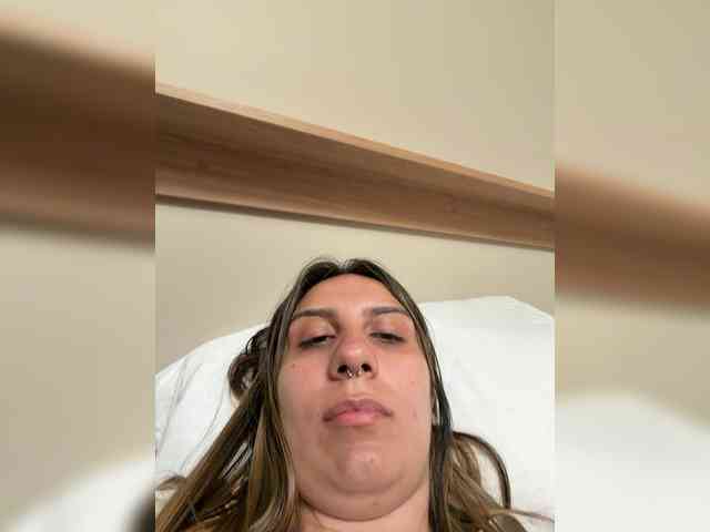 Sarah-honey webcam