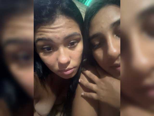 Aleja21 live cam on BongaCams