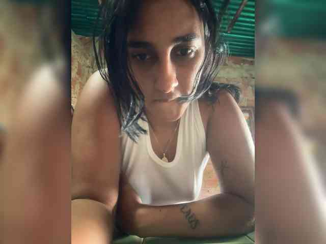 Modelo: Aleja21