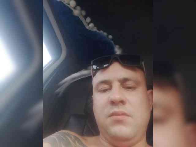 Dmitrii38 Sex Cam Show