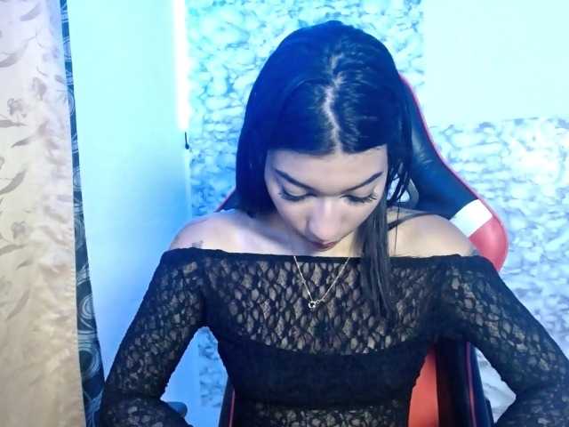 Marianamoon11 live cam on BongaCams