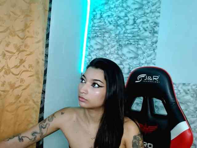Marianamoon11 webcam