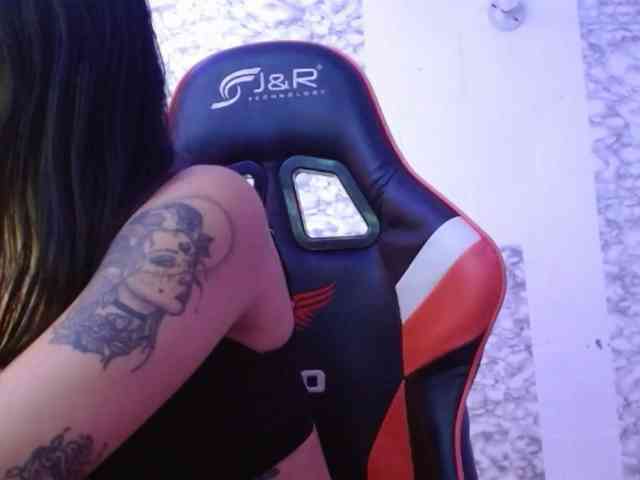 Marianamoon11 webcam