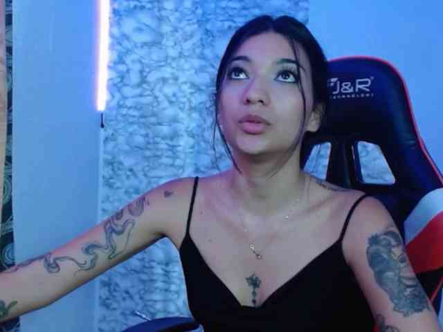 Marianamoon11 webcam
