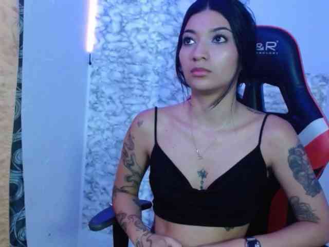 Marianamoon11 webcam