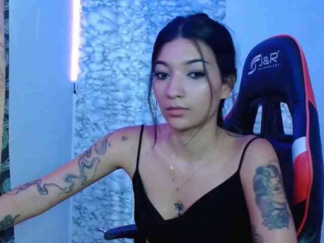 Marianamoon11 webcam