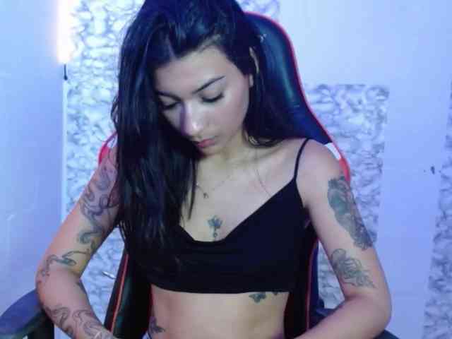 Marianamoon11 webcam
