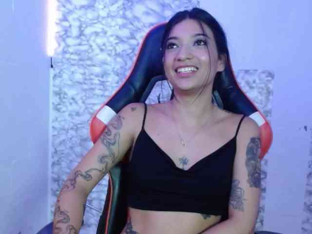 Marianamoon11 webcam