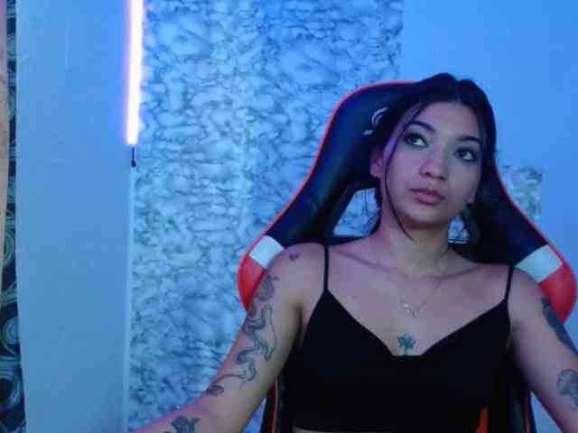 Marianamoon11 webcam