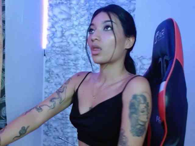 Marianamoon11 webcam