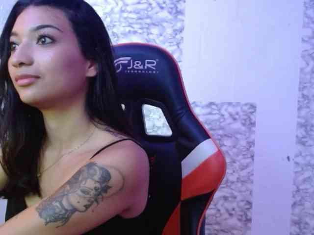 Marianamoon11 webcam