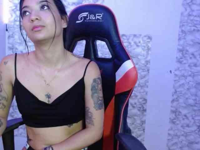 Marianamoon11 webcam