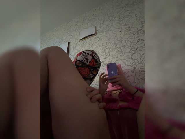 Adamieva1 live cam on BongaCams