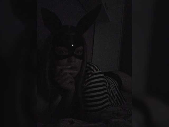 Adamieva1 live cam on BongaCams