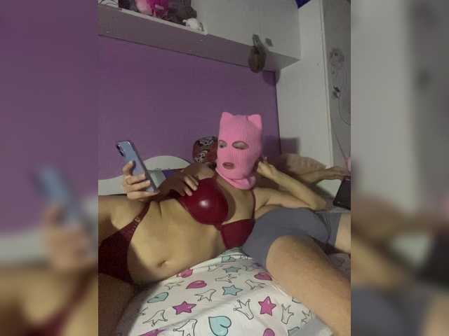 Adamieva1 live cam on BongaCams