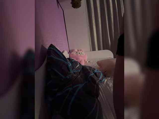Adamieva1 webcam