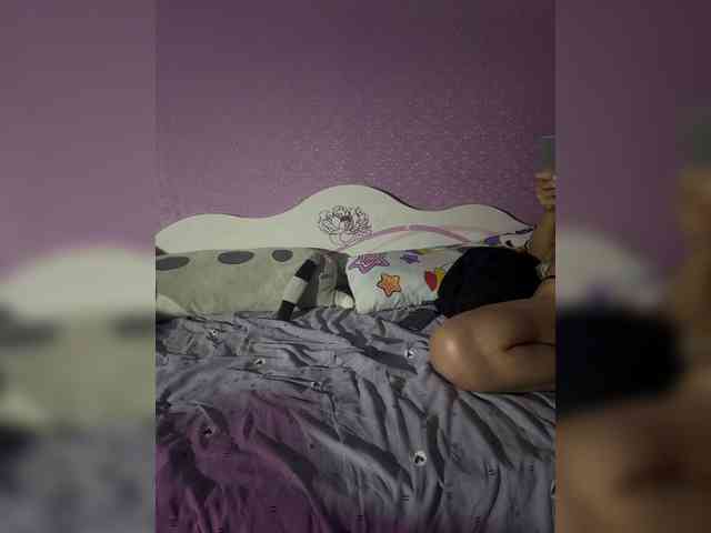 Adamieva1 webcam