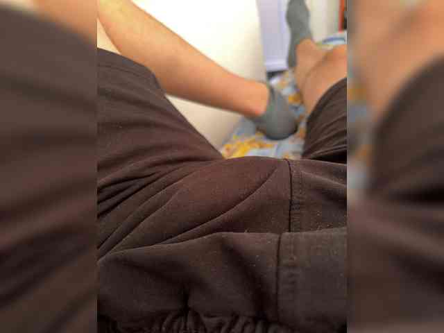 Adamieva1 webcam