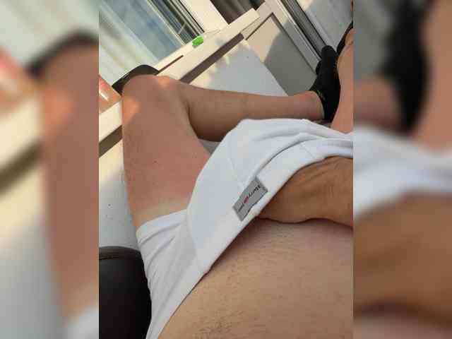 Adamieva1 webcam