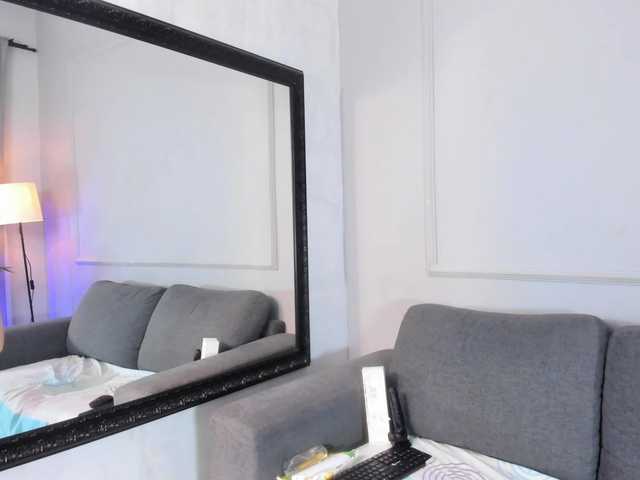 Luciecarter live cam on UnifiedCams