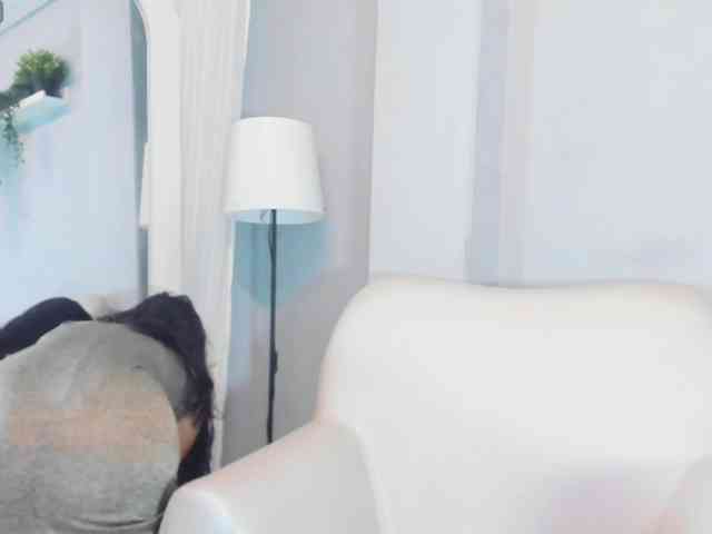 Luciecarter webcam