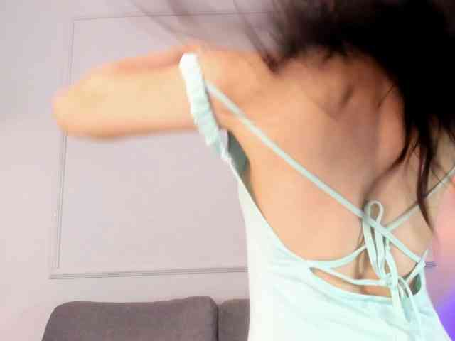Luciecarter webcam