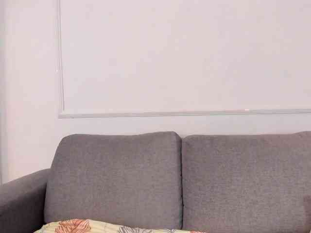 Luciecarter webcam