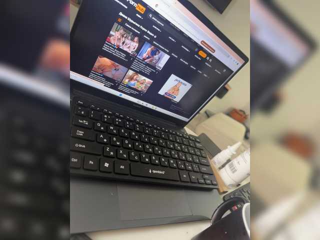 conceluna live cam on BongaCams