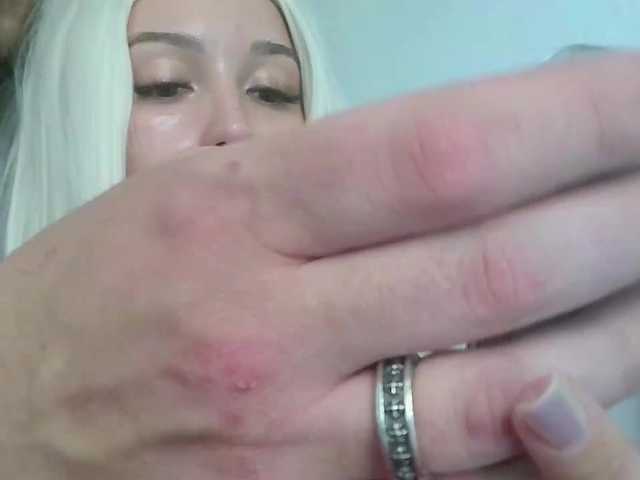 conceluna live cam on BongaCams