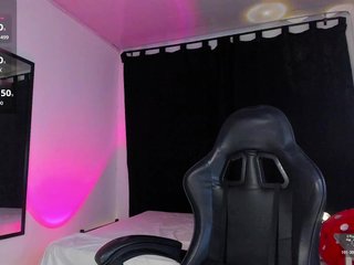 Allie-Rosse Porn Show