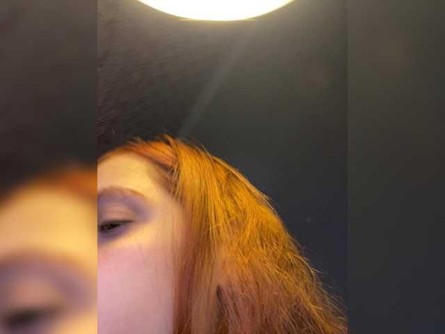 Allie-Rosse live cam on BongaCams