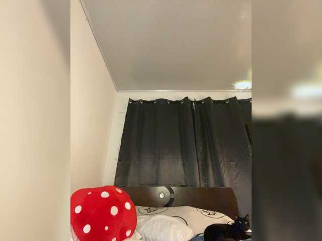 Allie-Rosse live cam on BongaCams