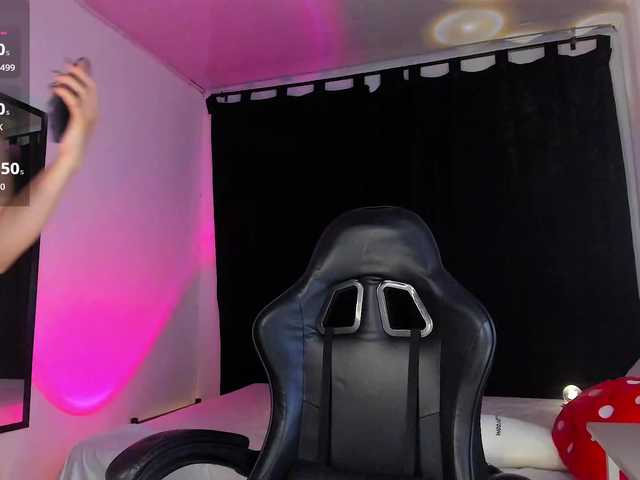 Allie-Rosse live cam on BongaCams