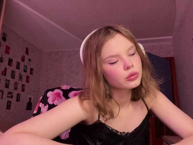 BreannTolbert live cam on BongaCams