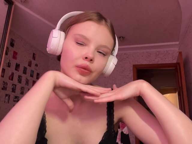 BreannTolbert live cam on BongaCams
