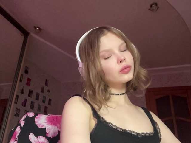 BreannTolbert live cam on BongaCams