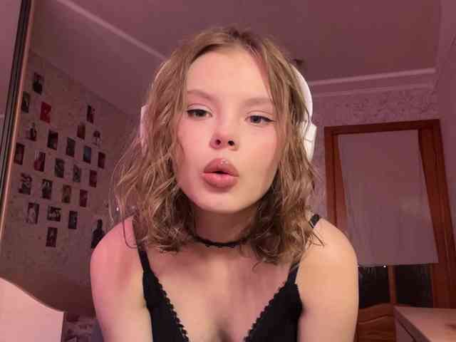 BreannTolbert webcam