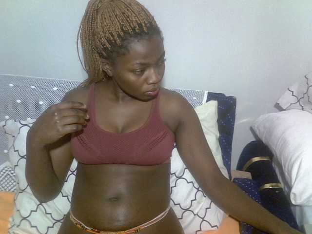 Rish-petite live cam on BongaCams