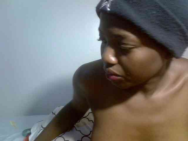 Rish-petite webcam