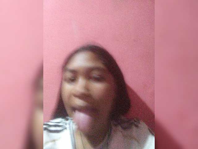 MimiCheri live cam on BongaCams