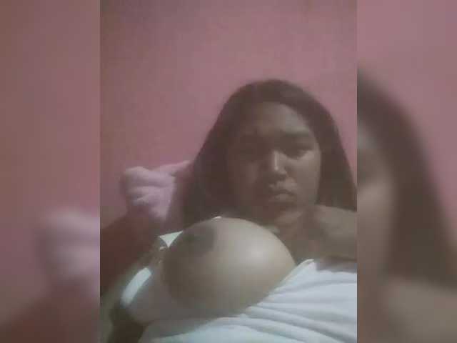 MimiCheri live webcam show