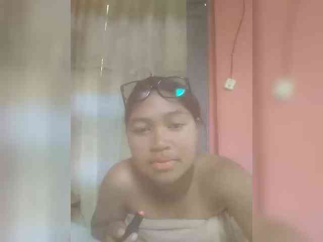 MimiCheri webcam