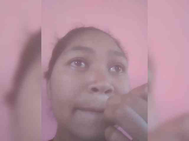 MimiCheri webcam
