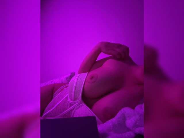 Anastakiss preview