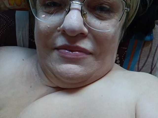 LLIyJluk live webcam show
