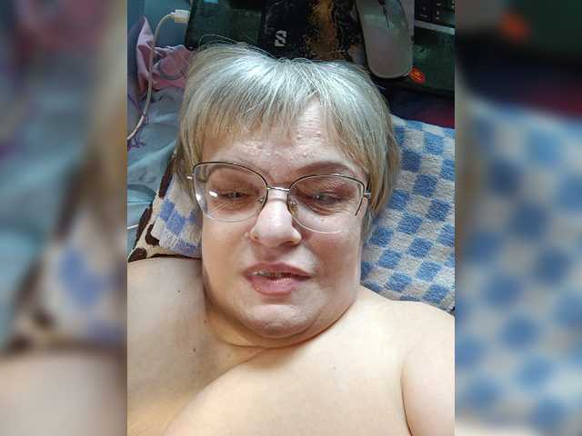 LLIyJluk live cam on BongaCams