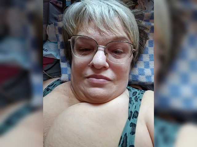 LLIyJluk live webcam show